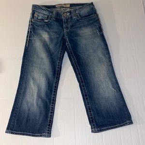 Big Star Casey K. Women’s Size 27 Blue Denim Low Rise Fit Distressed Capri Jeans